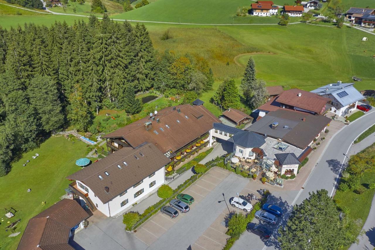 Hotel Neuhaeusl Superior 4*